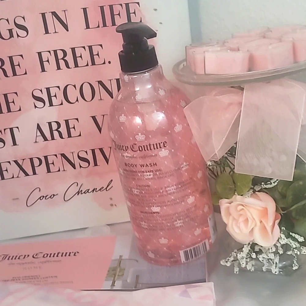 1967  Juicy Couture Shower  Curtain Pink Body Wash NWT